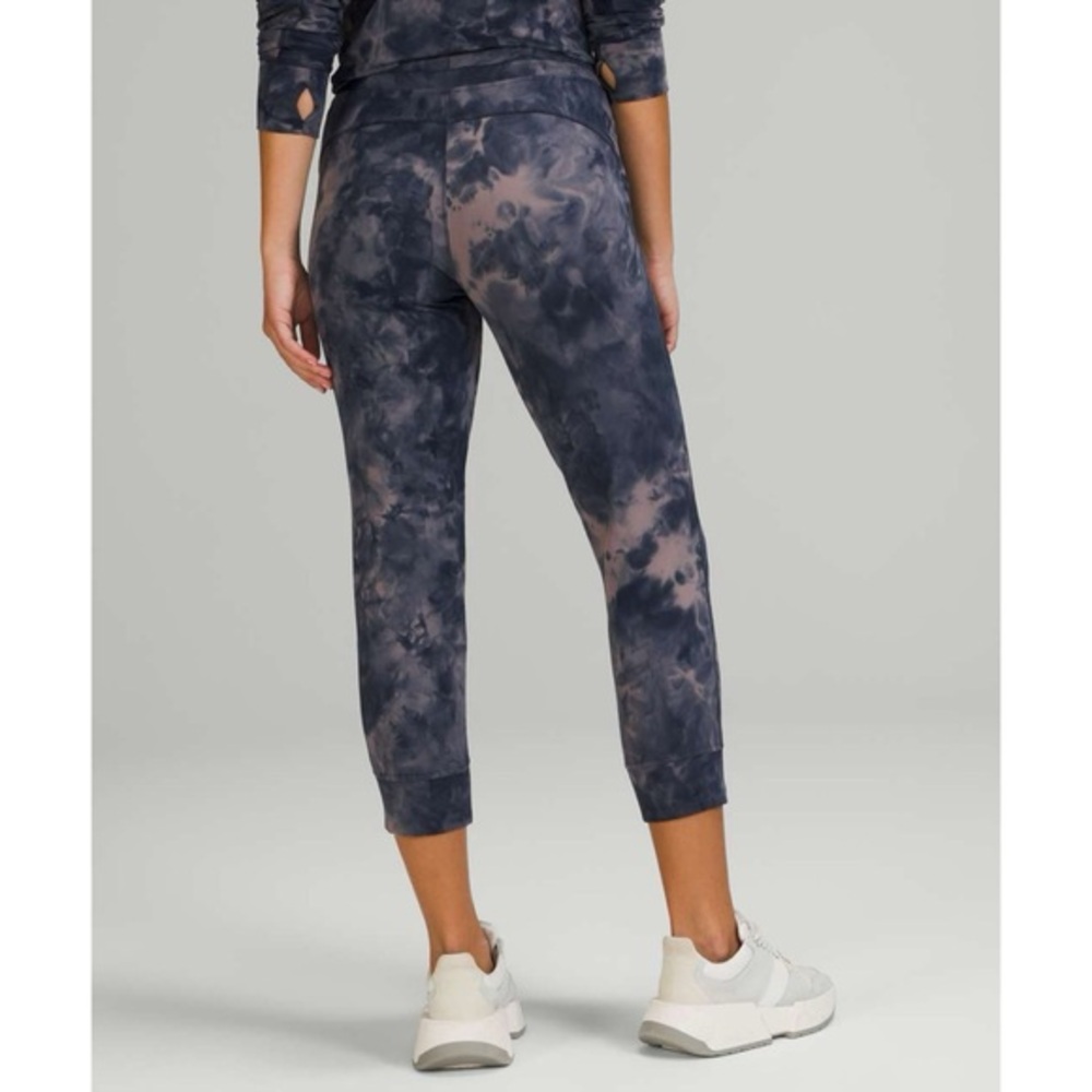 Lululemon Ready to Rulu Jogger Crop Diamond Dye Lunar Rock True Navy Size 8
